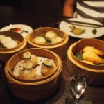Ronde Almond, Bikin Acara Kumpul Keluarga Tambah Seru Masyarakat Tionghoa biasa mengkonsumsi ronde/tangyuan (Hanzi: 汤圆; Pinyin: Tāngyuán) saat Festival Lampion (Hanzi:元宵节, Pinyin: Yuánxiāo jié), Festival Dongzhi (Hanzi: 冬至, Pinyin: Dōngzhì) atau pada setiap kesempatan diadakan perkumpulan keluarga, misalnya saat pesta pernikahan. Ada Aneka Ragam Dimsum (点心), Mana Yang Jadi Favoritmu ?