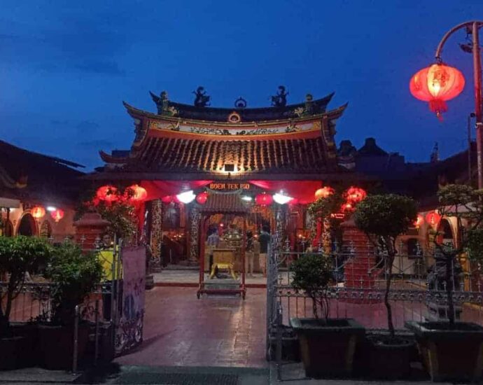 Kelenteng Boen Tek Bio Tangerang