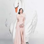 Bai Jingting Untuk Konser Wisuda Musim Panas Bilibili 2022 Potret Bai Jingting untuk Konser Wisuda Musim Panas Bilibili 2022. Angelababy Sebagai Juru Bicara Merek Untuk Roger Vivier