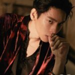 Sudah Mulai Syuting, Zhang Ruoyun & Li Qin Kembali Bintangi Season 2 Drama "Joy of Life" Drama season kedua dari "Joy of Life" telah mulai syuting pada 10 Mei, dan para pemerannya segera diumumkan oleh tim produksi.Tencent Video resmi umumkan drama sejarah "Joy of Life 2 / 庆余年2" kembali dibintangi oleh Zhang Ruoyun, Li Qin, Chen Daoming, Wu Gang, Guo Qilin, Tian Yu, bersama Li Xiaoran, Xin Zhilei, Song Yi, Gao Shuguang, Liu Duanduan, Zhang Haowei, Tong Mengshi dan lainnya.Drama berlanjut dari season pertama Joy of Life yang tayang pada 2019 lalu, mengikuti kisah Fan Xian saat ia mendapatkan benteng di istana untuk akhirnya menggulingkan Kaisar Liu Yu.Namun, masih menjadi misteri siapa yang akan memerankan peran Yan Bingyun di season kedua "Joy of Life", yang pada season pertamanya diperankan oleh Xiao Zhan. Austin Lin Bohong Dalam Pemotretan Majalah GQ Taiwan