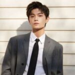 Drama "Fall In Love With A Scientist" Yang Dibintangi Jasper Liu & Zhou Yutong Tayang Di iQiyi & Tencent Video (WeTV) ~Drama ini diadaptasi dari novel Dang Ai Qing Yu Shang Ke Xue (当爱情遇上科学家) oleh Ye Luo Wu Xin (叶落无心). Biodata & Nama Fandom Ding Yuxi / Ryan Ding
