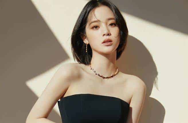 Biodata & Nama Fandom Ouyang Nana 歐陽娜娜