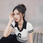Potret Qi Xi, Zhang Jianing & Zhu Yanmanzi Untuk Prada Potret Qi Xi, Zhang Jianing & Zhu Yanmanzi Untuk Prada Biodata & Nama Fandom Wan Peng 万鹏