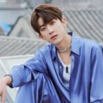 Bai Jingting Sebagai Juru Bicara Untuk Merek Crocs Bai Jingting Sebagai Juru Bicara Fashion Global Untuk Merek Crocs Biodata dan Profil Aktor Dai YunFan / 代云帆