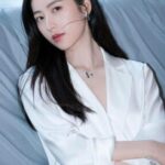 Dibintangi Chen Haoming dan Liu Siwei, Drama “The Journey To Find True Love” Telah Menggelar Upacara Syuting Baru-baru ini drama “The Journey To Find True Love 可不可以不结婚” telah menggelar upacara syuting bersama para pemain dan juga staf. Biodata dan Profil Aktris Zhou YuTong / 周雨彤