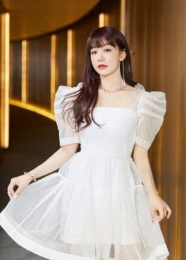 Biodata dan Profil Aktris dan Penyanyi Rainbow Xu / Xu MengJie / 徐梦洁