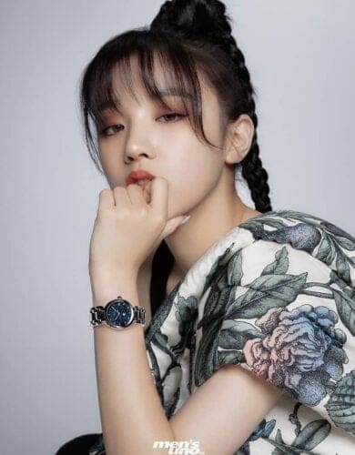 Foto Song Yuqi Bersama Majalah Men's UNO China