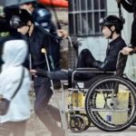 Drama Romansa “Snow Lover” Yang Dibintangi Gao Minrui & Xu Xiaonuo Tayang Di iQiyi Cast: Luo Yunxi dan Cheng Yi Terlihat Memakai Kursi Roda Karena Cedera Saat Syuting