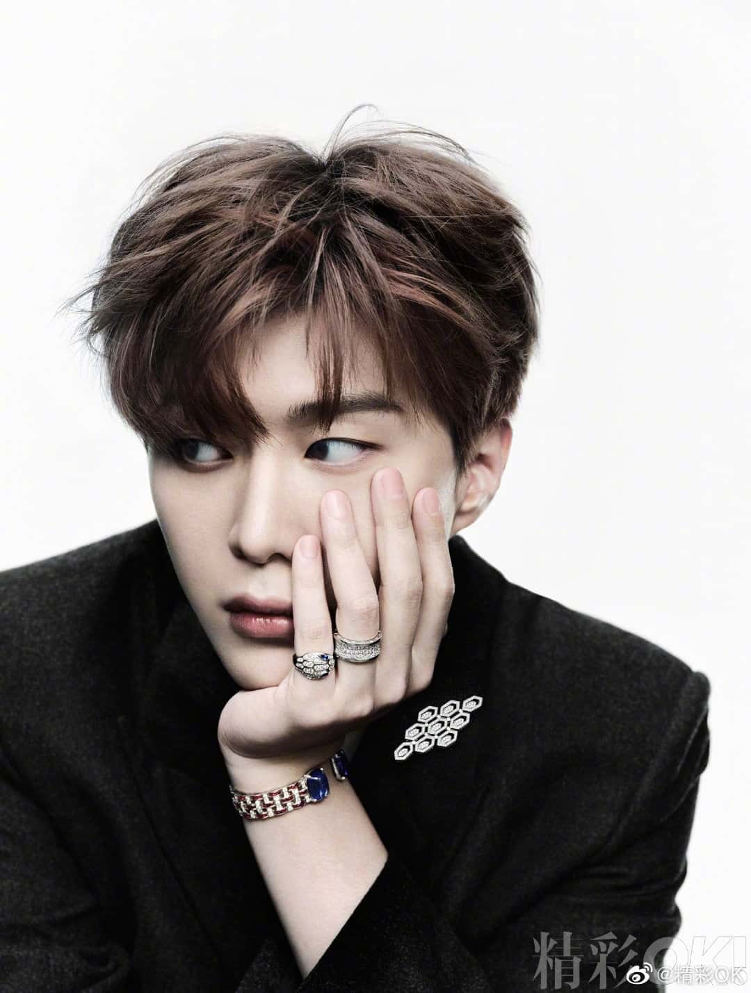 Potret Fan Chengcheng Dalam Sampul Majalah OK! China Majalah OK! China membagikan pemotretannya bersama Fan Chengcheng yang akan menghiasi sampul majalahnya. Potret Fan Chengcheng Dalam Sampul Majalah OK! China