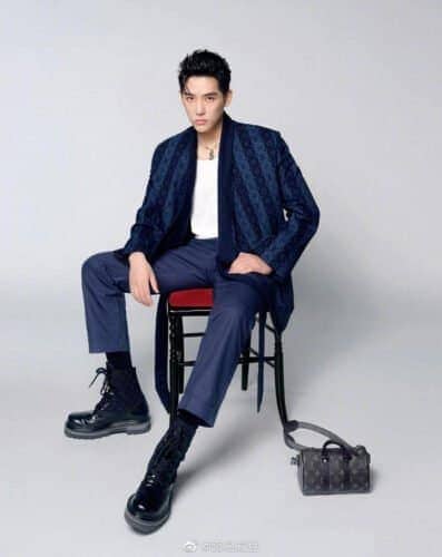 Selebriti Ini Tampilkan Pesonanya Dalam Pemotretan Untuk Louis Vuitton (Part 1) Dylan Wang, Liu Haocun, Wang Anyu, Yang Chaoyue, Ouyang Nana, Huang Minghao, Zhou Ye, Wu Xuanyi & Xu Jiaqi tampilkan pesonanya dalam pemotretan untuk Louis Vuitton. Selebriti Ini Tampilkan Pesonanya Dalam Pemotretan Untuk Louis Vuitton (Part 1)