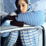 Potret Zhao Liying Dari Lokasi Syuting Drama Xianxia “The Legend of Shen Li” Studio Zhao Liying membagikan foto di balik layar dari lokasi syuting drama xianxia yang dibintangi Zhao Liying bersama Lin Gengxin, “The Legend of Shen Li / Yu Feng Xing / 与凤行” Song Yuqi Menghiasi Sampul Majalah Madame Figaro Mode Edisi Desember