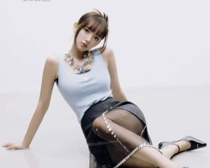 Tionghoa Org - Cheng Xiao Dalam Pemotretannya Untuk Sampul Majalah K!ND - 1