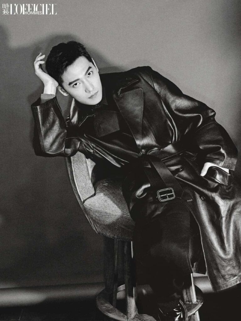 Yang Yang Dalam Sampul Majalah L’Officiel Hommes China Edisi September 2022 Potret Yang Yang dalam sampul Majalah L’Officiel Hommes China edisi September 2022 Tionghoa Org - Yang Yang Dalam Sampul Majalah L’Officiel Hommes China Edisi September 2022 - 4