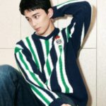 Xu Kai dan Guli Nazha Terlihat Sedang Syuting Untuk Drama Baru Mereka “Dongbo Xueying Land” Baru-baru ini, beredar foto Xu Kai dan Gulinazha yang sedang menjalani syuting untuk drama baru mereka “Dongbo Xueying Land / 雪鹰领主” Wu Lei & Zhou Yutong Dikabarkan Akan Bintangi Drama Modern "爱情而已 Nothing But Love"