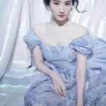 Biodata dan Profil Aktris Crystal Liu / Liu Yi Fei / 刘亦菲
