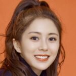 Zhang Ruoyun Reuni Dengan Xin Zhilei, Lawan Mainnya di “Joy of Life” Hadiri acara brand Whisky The Macallan, Zhou Rouyun reuni dengan Xin Zhilei yang menjadi lawan mainnya di drama “Joy of Life”. Biodata dan Profil Aktris Tang Min / 汤敏