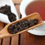 Seribu Karakter Klasik : 推位让国, 有虞陶唐 推位让国, 有虞陶唐 Teh Oolong (乌龙茶) - Teh Tiongkok Semi Fermentasi Yang Tekenal