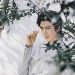 Gen Z 后浪, Drama Pengobatan Tradisional Tiongkok Drama "Gen Z / 后浪", diproduksi oleh Shanghai Youhug Media dan Youku, disutradarai oleh Han Xiaojun, ditulis oleh Liu Liu, dibintangi oleh Wu Gang, Zhao Lusi, Luo Yizhou, Zhang Meng, Jiang Shan, dan lainnya. Tionghoa Org - Liu Yuning Bagikan Foto Dari Pemotretannya Untuk Drama Wuxia “Heroes” - 4