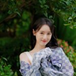 Biodata dan Profil Penyanyi Sun Yihang / 孙亦航 Huang Yu Hang, yang dikenal dengan nama panggung Sun Yi Hang, adalah seorang penyanyi, penari, dan aktor Tiongkok yang diwakili oleh Original Plan Entertainment. Ia lahir di Chongqing, Tiongkok. Karirnya dimulai setelah dia bergabung dengan Times Fengjun Entertainment pada tahun 2012. Dia adalah bagian dari keluarga TF dan anggota grup Tai Feng Si Zi (Typhoon Four) dan Tai Feng Shi Er Zi (Typhoon Twelve). Dia akhirnya meninggalkan perusahaan pada tahun 2017 dan bergabung dengan Original Plan Entertainment. Tionghoa Org - Perusahaannya Didenda Karena Penghindaran Pajak, Studio Yuan Bingyan Mengeluarkan Permintaan Maaf - 1