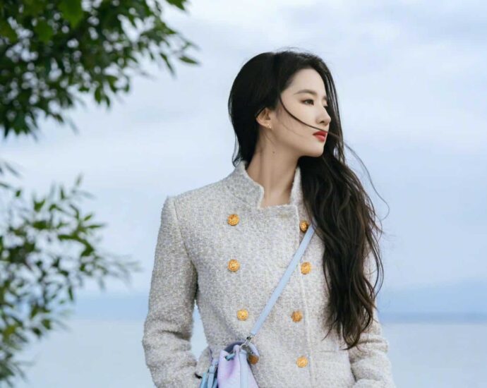 Tionghoa Org- Potret Crystal Liu Yifei Untuk Louis Vuitton - 1