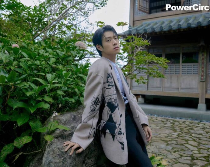 Tionghoa Org - Potret Wei Daxun Dalam Sampul Majalah PowerCircles Edisi Agustus 2022 -54