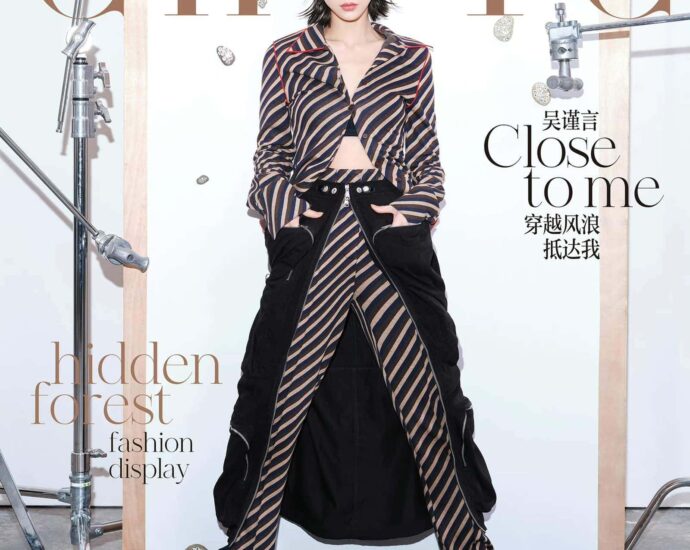 Tionghoa Org - Potret Wu Jinyan Untuk Sampul Majalah Chic Edisi Agustus 2022 - 1