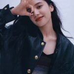 Drama Hou Minghao & Yang Caiyu, "Young Babylon" Telah Gelar Upacara Syutingnya Drama romansa modern "Young Babylon / 少年巴比伦" yang dibintangi Hou Minghao, Yang Caiyu, Xiang Hanzhi dan penampilan spesial dari Fei Qiming telah gelar upacara syutingnya dan rilis poster karakter perdana. Tionghoa Org - Potret Zhang Jingyi Dalam Sampul Majalah OK! China - 2