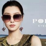 Potret Zhao Lusi Saat Menyelesaikan Syuting Drama Hou Lang 后浪 Studio Zhao Lusi membagikan foto baru saat dia menyelesaikan syuting untuk drama pengobatan tradisional Tiongkok, Hou Lang / 后浪. Tionghoa Org -Song Yi Sebagai Brand Ambassador Untuk Ports Eyewear - 4