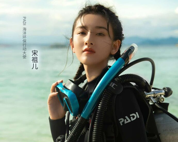 Tionghoa Org - Song Zuer Sebagai Ambassador Aksi Perlindungan Lingkungan Laut PADI - 1