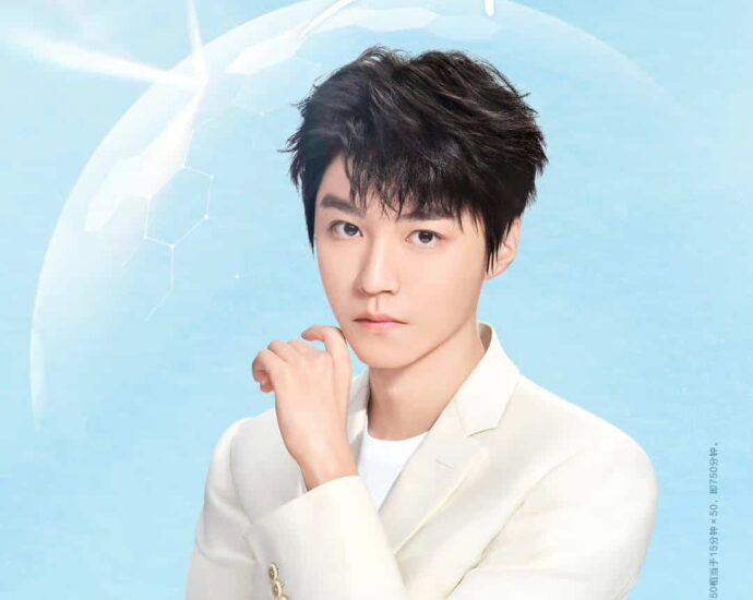 Wang Junkai Sebagai Juru Bicara Untuk COGI Sunscreen Wang Junkai Sebagai Juru Bicara Merek Untuk COGI Sunscreen. Tionghoa Org - Wang Junkai Sebagai Juru Bicara Untuk COGI Sunscreen - 1