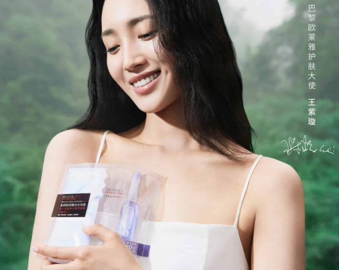 Wang Zixuan Sebagai Skincare Ambassador Untuk L’Oreal Paris Wang Zixuan diumumkan sebagai skincare ambassador untuk L’Oreal Paris. Tionghoa Org - Wang Zixuan Sebagai Skincare Ambassador Untuk L’Oreal Paris - 1