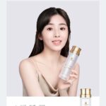 Wang Runze Bagikan Potret Barunya dan Umumkan Bergabung di M.Y. Entertainment Rayakan ulang tahunnya ke-28 hari ini, Wang Runzen bagikan pemotretan terbarunya dan mengumumkan telah resmi bergabung di Agensi M.Y Entertainment. Tionghoa Org - Zhang Hanyun Sebagai Brand Ambassador Untuk Mageline - 2