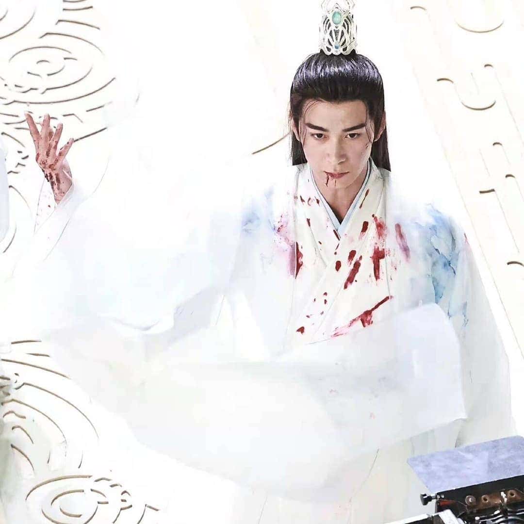 Chen Xingxu & Li Landi Saat Syuting Drama “Love When The Stars Fall” Chen Xingxu & Li Landi terlihat sedang syuting untuk Drama romansa xianxia “Love When The Stars Fall / 星落凝成糖” Tionghoa Org - Chen Xingxu & Li Landi Saat Syuting Drama “Love When The Stars Fall” - 3