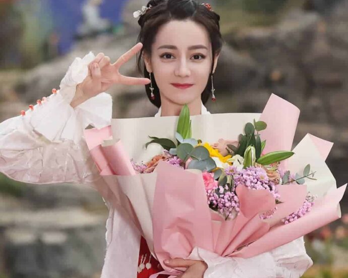 Drama “An Le Zhuan” Yang Dibintangi Dilraba Dilmurat, Gong Jun & Liu Yuning Telah Menyelesaikan Syuting Drama Romansa Sejarah “An Le Zhuan / 安乐传” yang dibintangi Dilraba Dilmurat, Gong Jun, Liu Yuning, Xia Nan, Pei Zhitian dan lainnya telah resmi menyelesaikan syutingnya. Tionghoa Org - Drama “An Le Zhuan” Yang Dibintangi Dilraba Dilmurat, Gong Jun & Liu Yuning Telah Menyelesaikan Syuting - 1