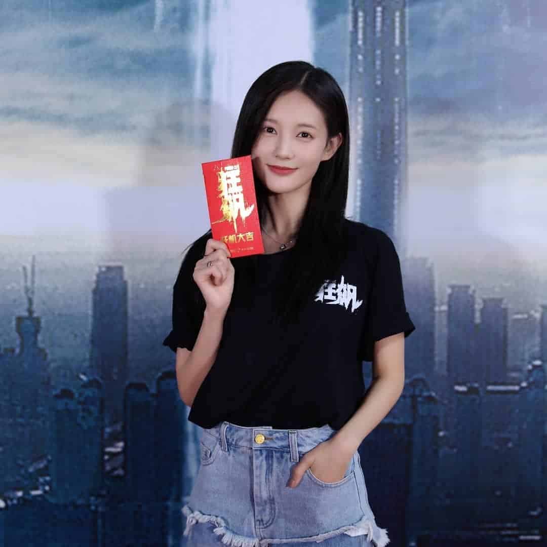 Drama “Punch Out” Yang Dibintangi Zhang Yi, Li Yitong & Zhang Songwen Telah Menggelar Upacara Syuting Drama investigasi kriminal “Punch Out / 狂飙” yang dibintangi Zhang Yi, Zhang Songwen, Li Yitong, Zhang Zhijian, Han Tong Sheng dan lainnya telah resmi menggelar upacara syuting. Tionghoa Org - Drama “Punch Out” Yang Dibintangi Zhang Yi, Li Yitong & Zhang Songwen Telah Menggelar Upacara Syuting - 1