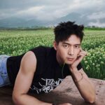 Masih Cocok Jadi Anak Sekolah, Bai Lu Bagikan Potret Barunya Weibo Update! Bai Lu bagikan potret terbarunya. Tionghoa Org -Potret Li Xian Dalam Sampul Majalah Super ELLE Edisi Juni 2022 - 3