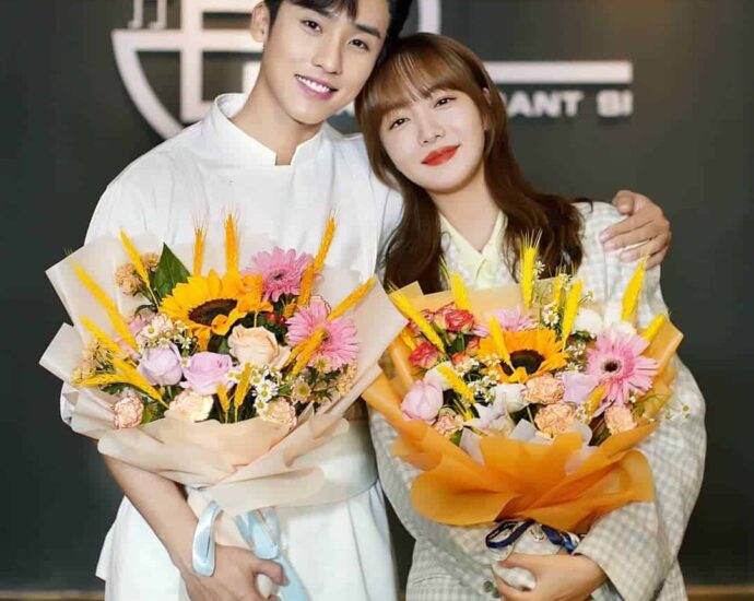 Dibintangi Zhang He & Zhao Yaoke Drama Romansa “Delicious Love” Telah Resmi Menyelesaikan Syuting Drama romansa modern “Delicious Love / 你是我的美味” yang dibintangi Zhang He, Zhao Yaoke, Zhao Pinlin, Ni Yan dan lainnya telah resmi menyelesaikan syuting drama mereka. Tionghoa org -Dibintangi Zhang He & Zhao Yaoke Drama Romansa “Delicious Love” Telah Resmi Menyelesaikan Syuting - 3