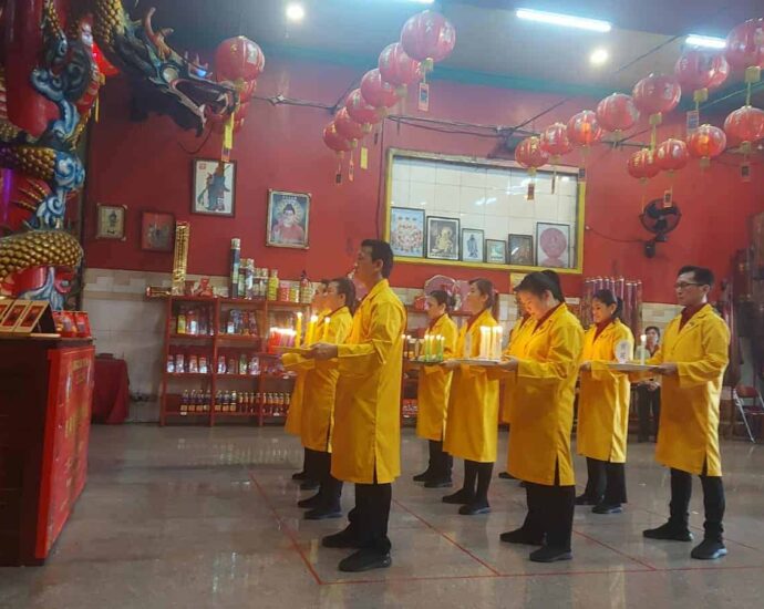 Ritual Po Un di Klenteng Kongco Kwan Kong Karawang Ritual Po Un di Klenteng Kongco Kwan Kong Karawang