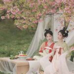 Pakaian Tradisional Tiongkok, Hanfu Wanita: Jiaoling Ruqun 交领襦裙 Di antara banyak bentuk Hanfu, semua orang sangat akrab dengan jenis Hanfu seperti ruqun. Tionghoa Org - Jenis Lengan Pakaian Tiongkok Hanfu - 1