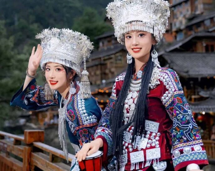 Tionghoa Org - Kumpulan Foto Pakaian Tradisional Etnis Miao 苗族 - 6