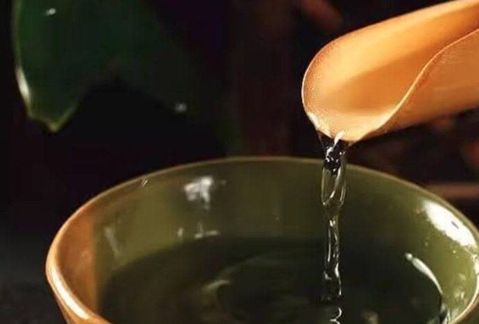 Apa Perbedaan Antara Anggur Putih (白酒 bai jiu), Anggur Beras (米酒 mi jiu), Anggur Beras Kuning (黄酒 huang jiu), dan Anggur Masak (料酒 liao jiu)?